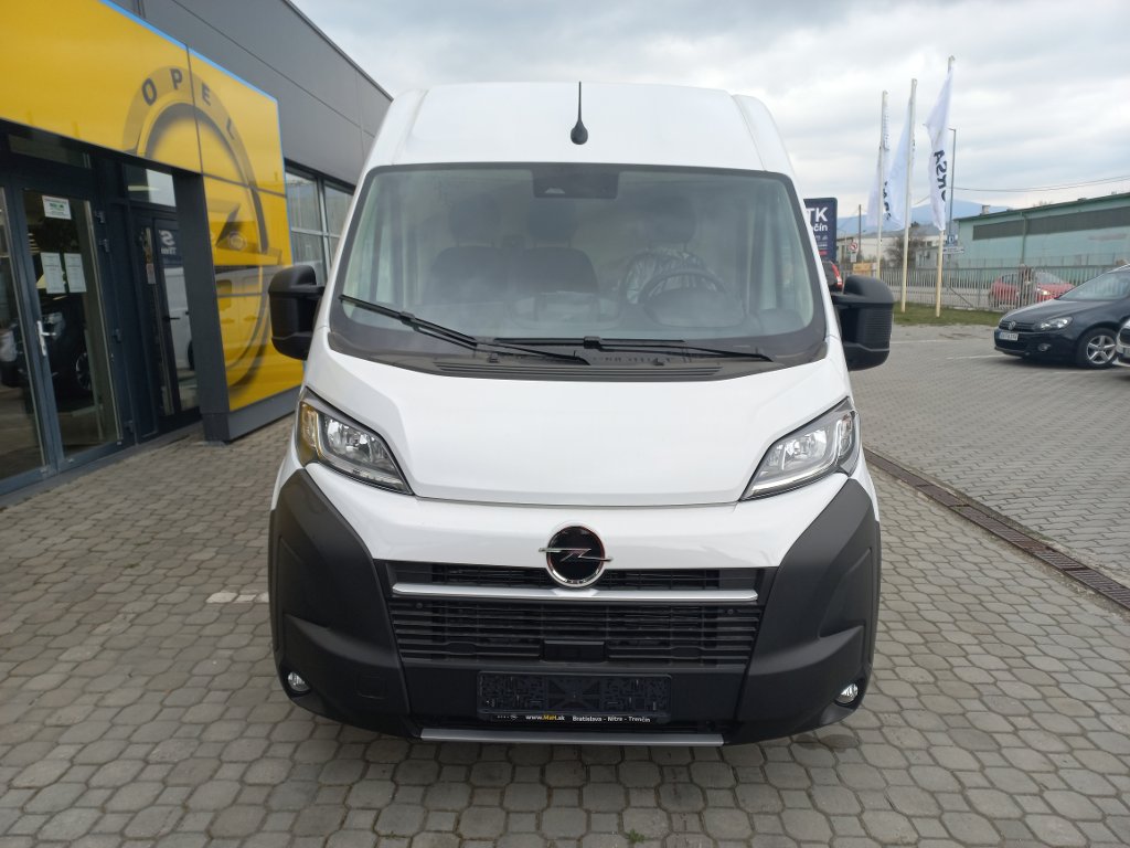 Opel Movano