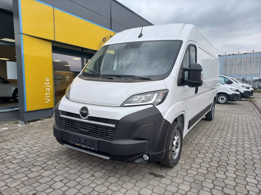Opel Movano